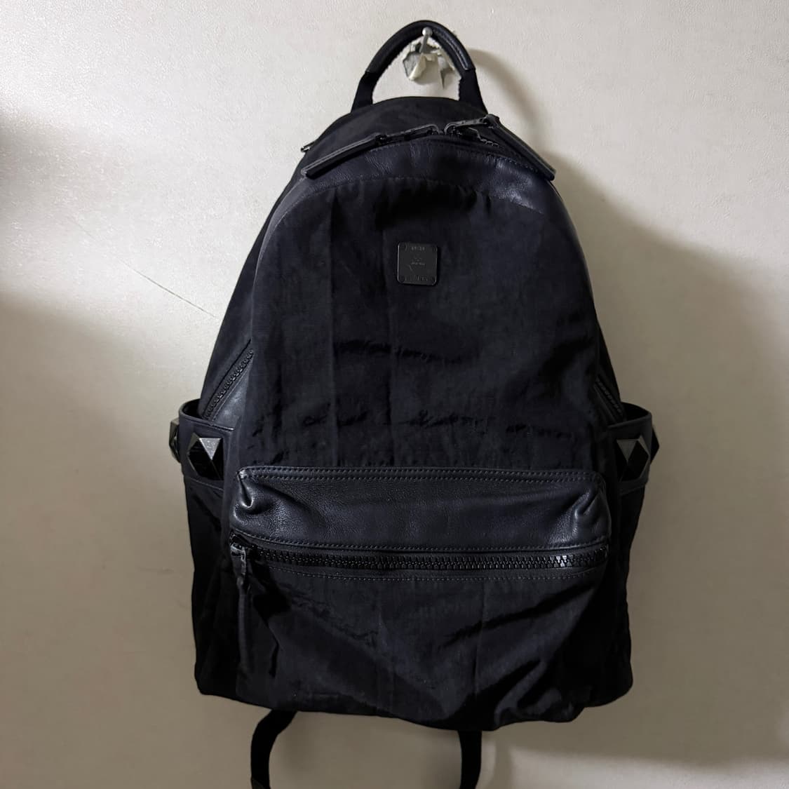 MCM 엠씨엠 나일론 트윌 백팩 블랙 상품이미지1