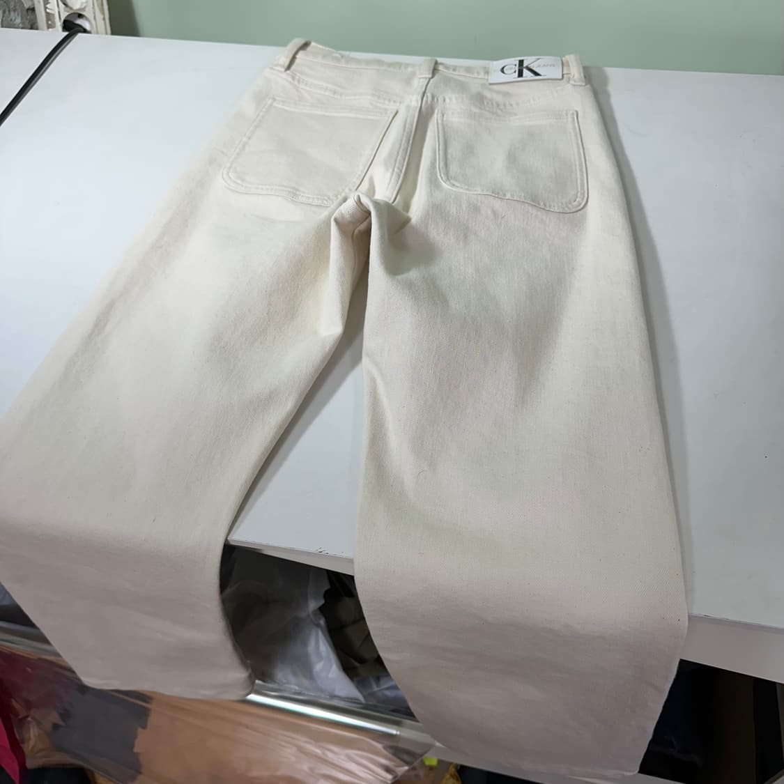 우먼M 켈빈클라인 CK 크림아이보리 보이프렌핏 데님팬츠 상품이미지6