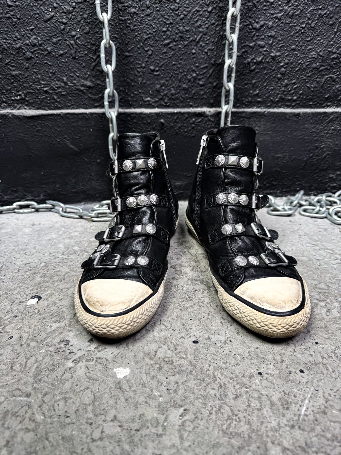 ASH – Studded Leather High-top Sneakers  상품이미지3