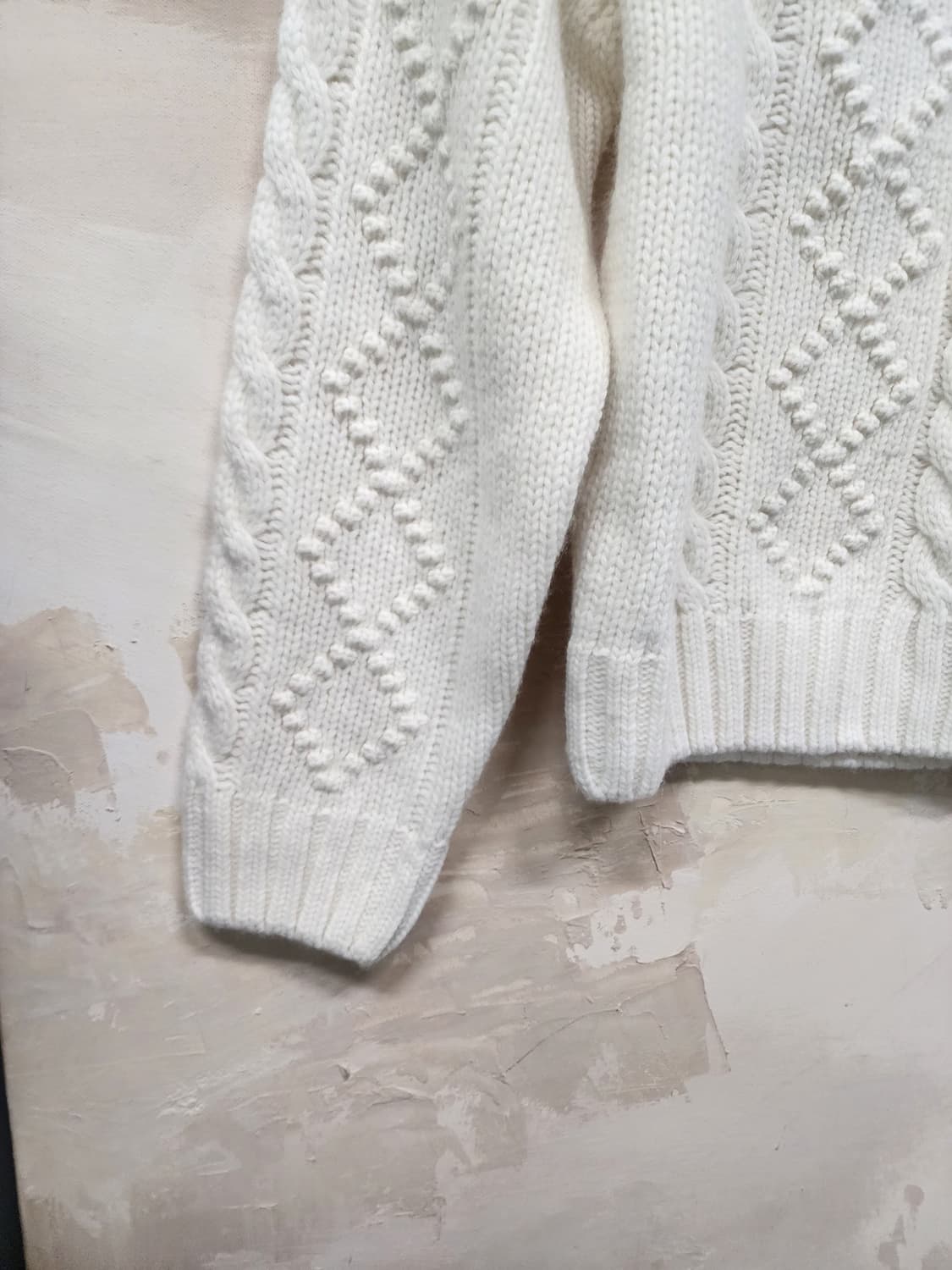 새상품 꽈배기 퐁퐁 니트 상품이미지3