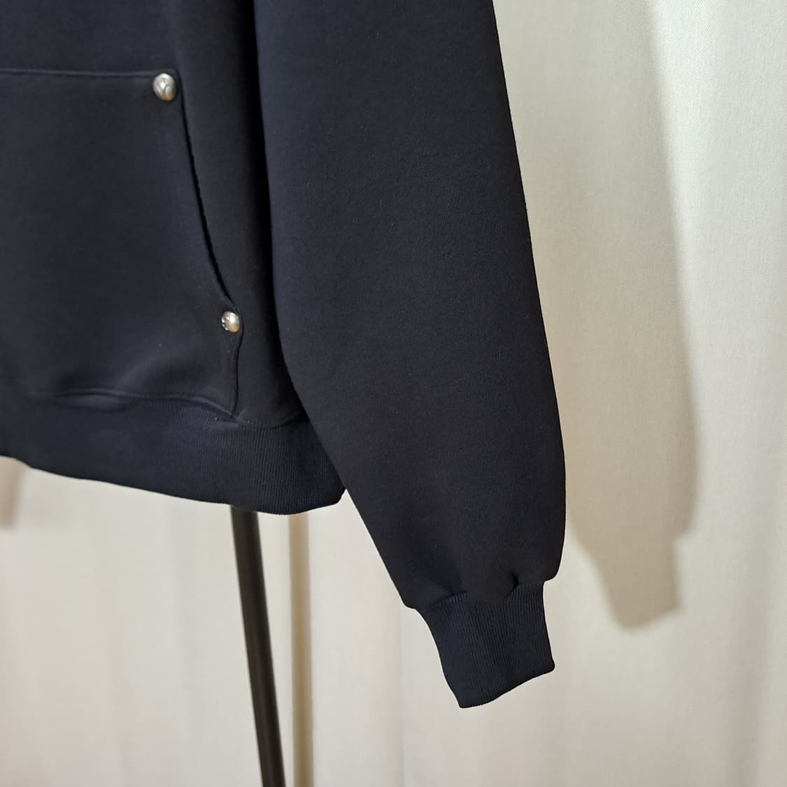 (택포) 떠그클럽 아머후드 블랙 1 B398 상품이미지3