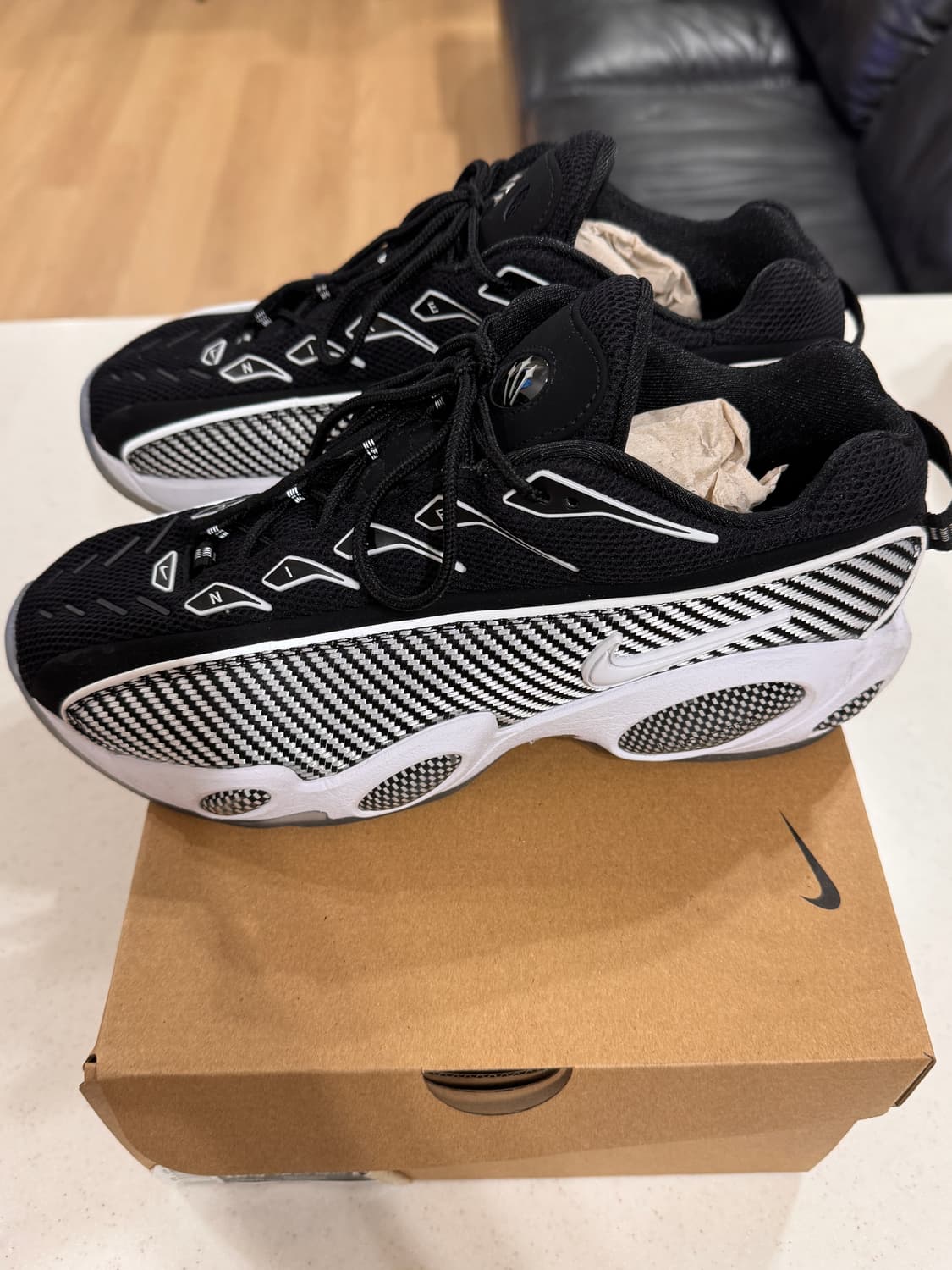 나이키 x 드레이크 녹타 글라이드 블랙 화이트 클리어 상품이미지4