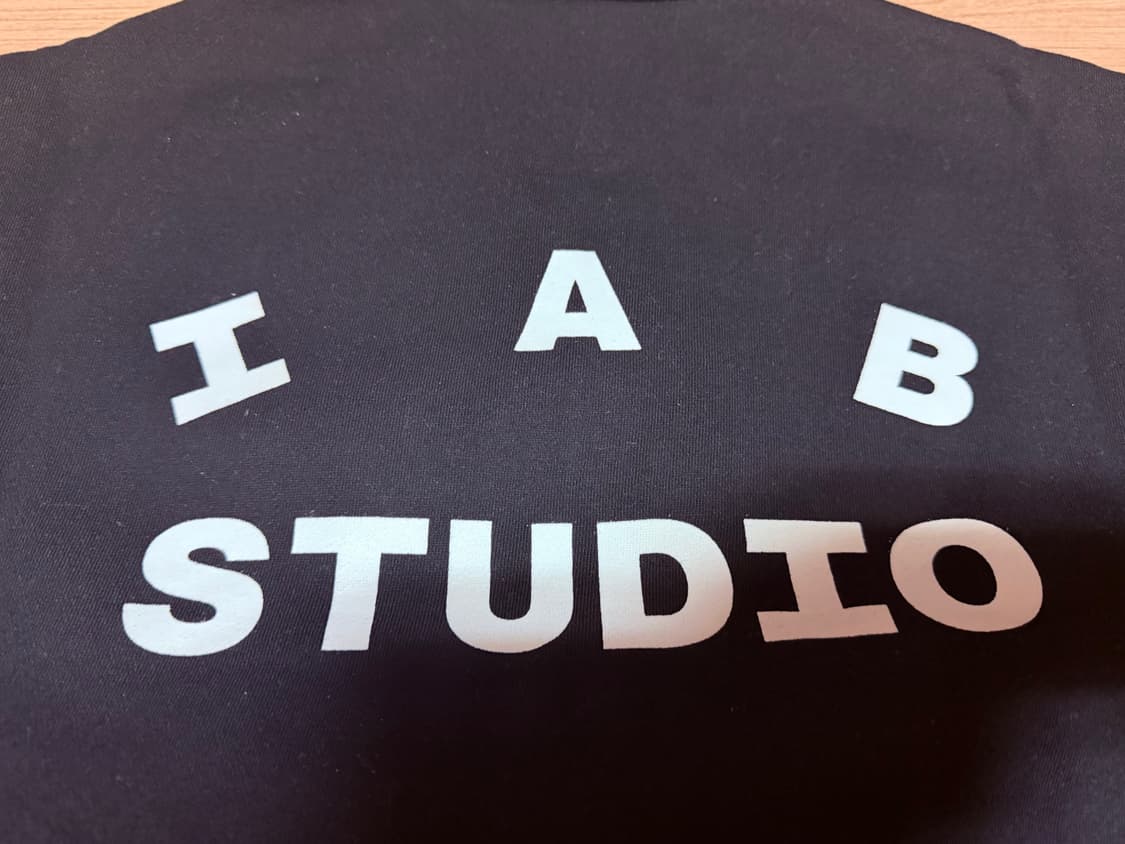 아이앱 스튜디오 하프집업 상품이미지4