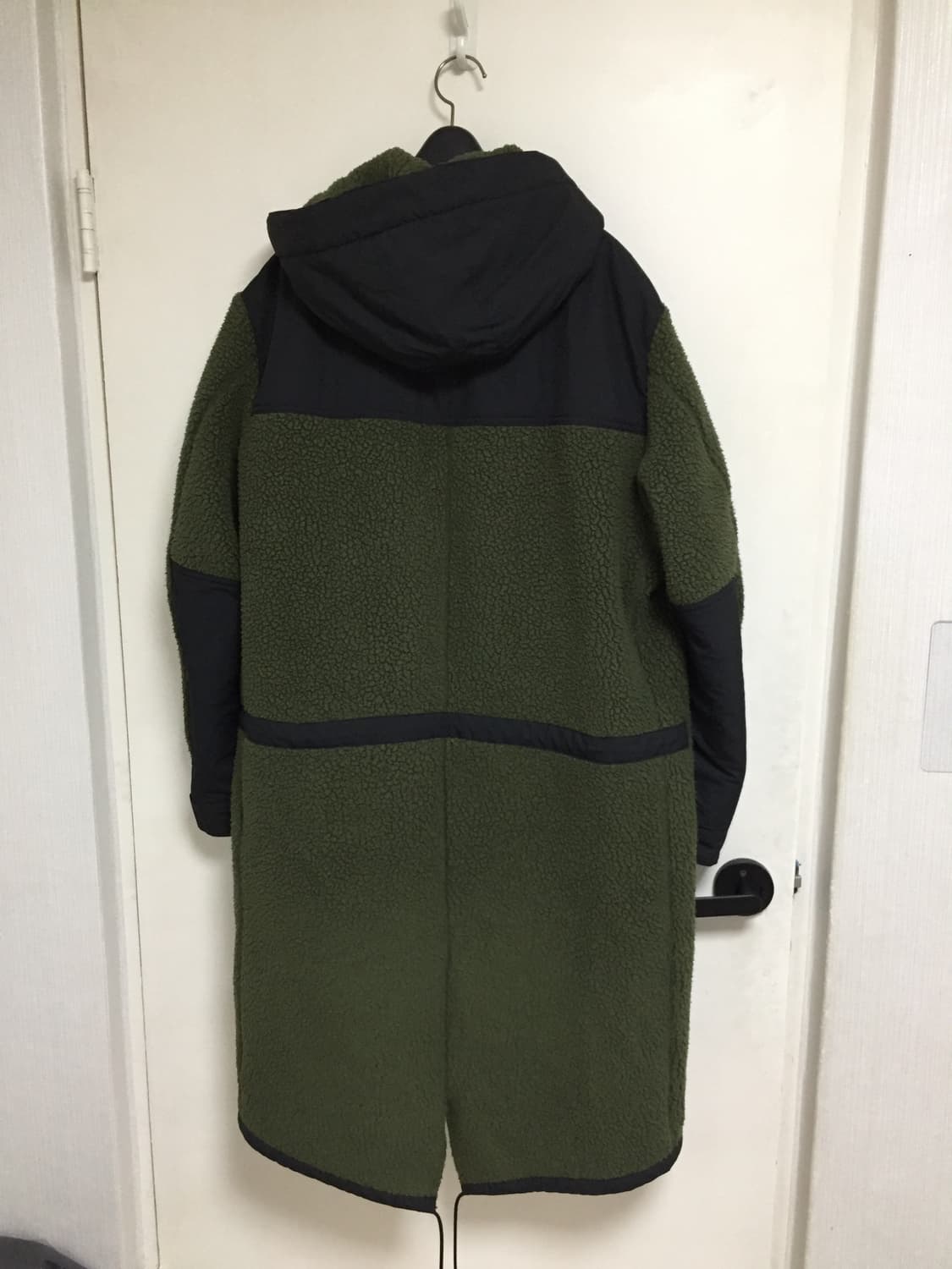 21AW 꼼데가르송 옴므 폴라텍 카키 코트 상품이미지4