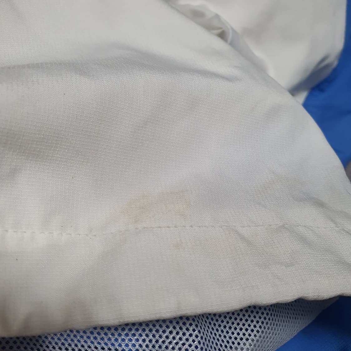 ✨ (바배) 엄브로 잉글랜드 반집업 웜업 상품이미지6