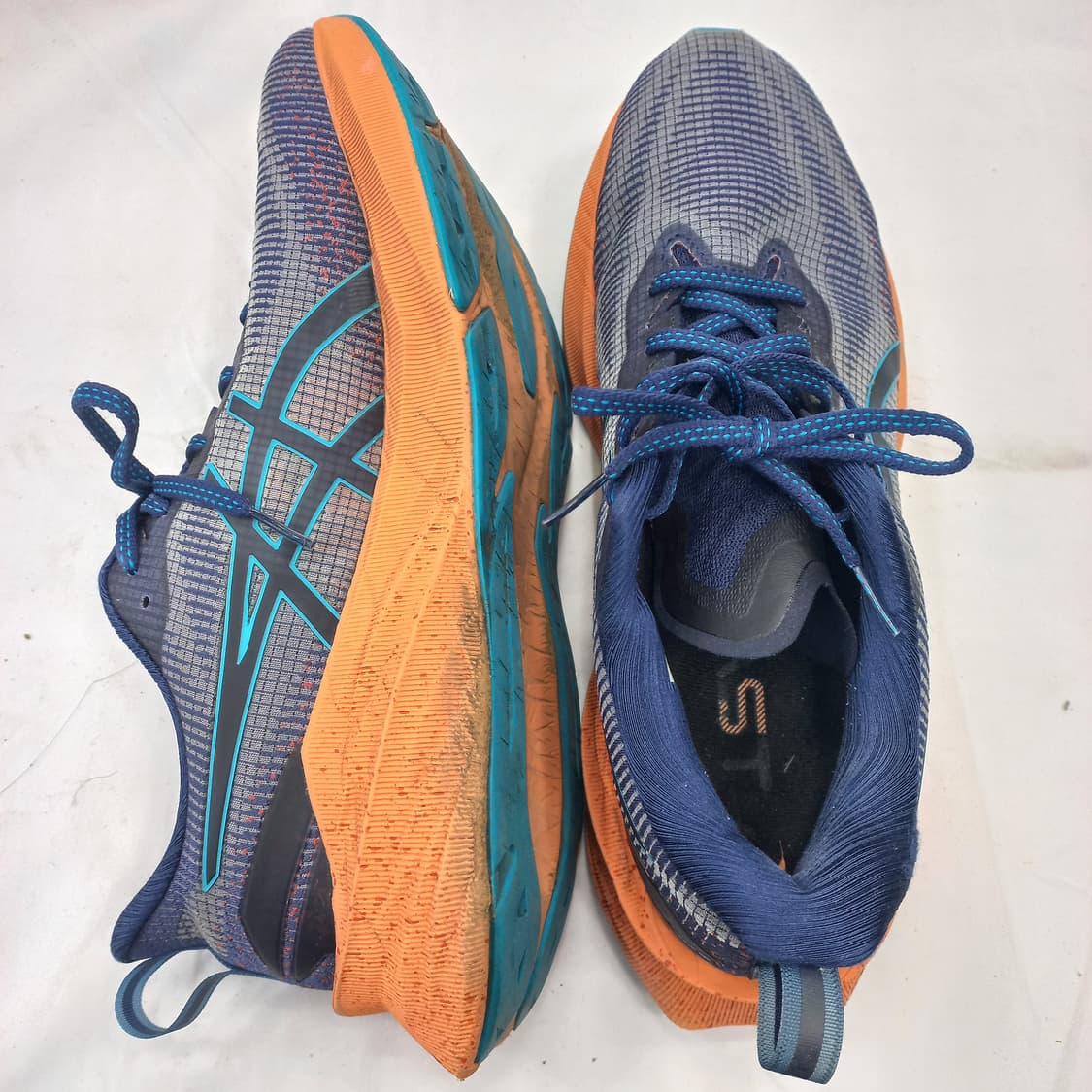 아식스 노바블라스트 러닝화 (280) 상품이미지2