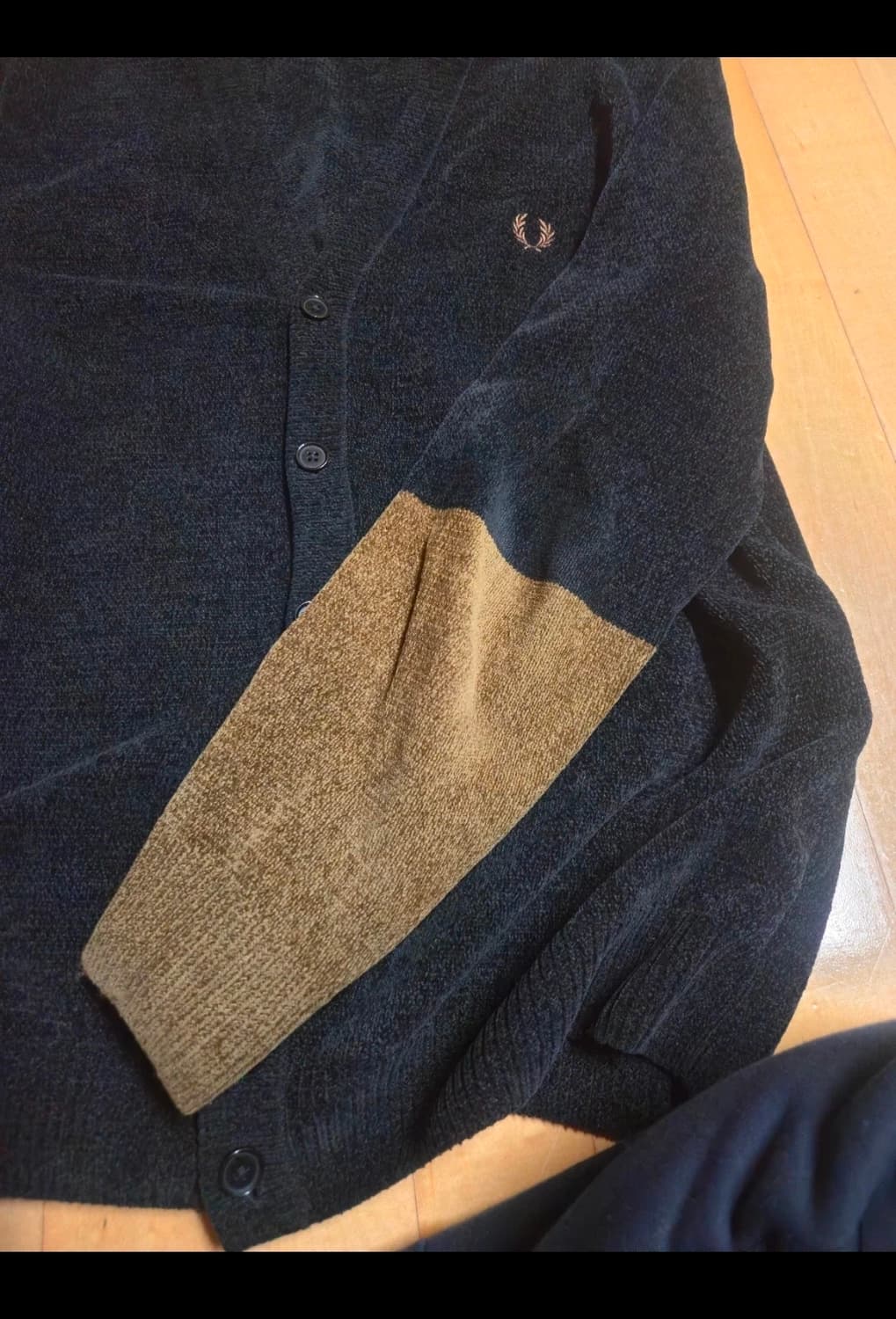 프레드페리 블랙 배색 가디건 xl 상품이미지3
