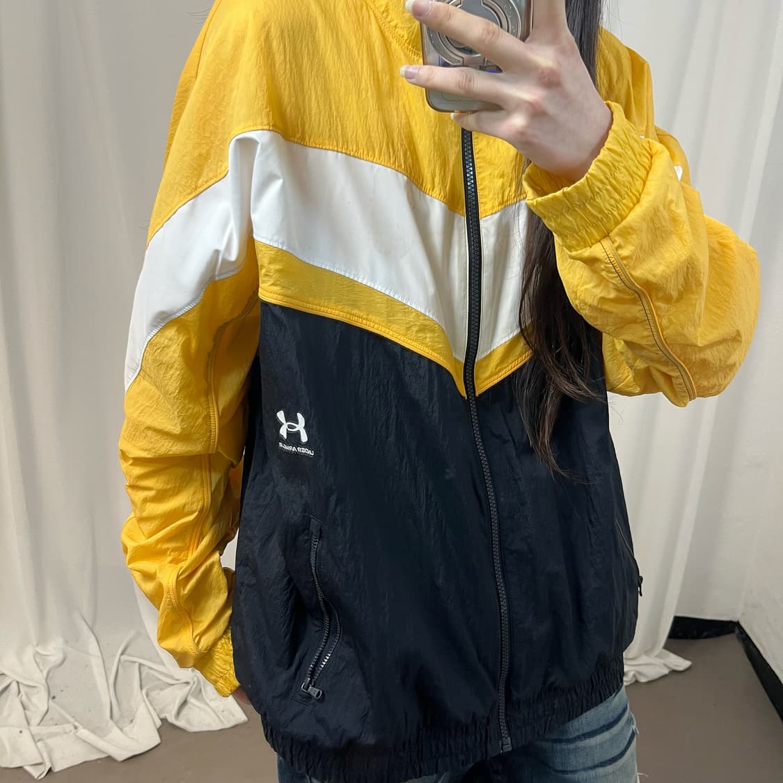 Under Armour orange windbreaker 상품이미지3