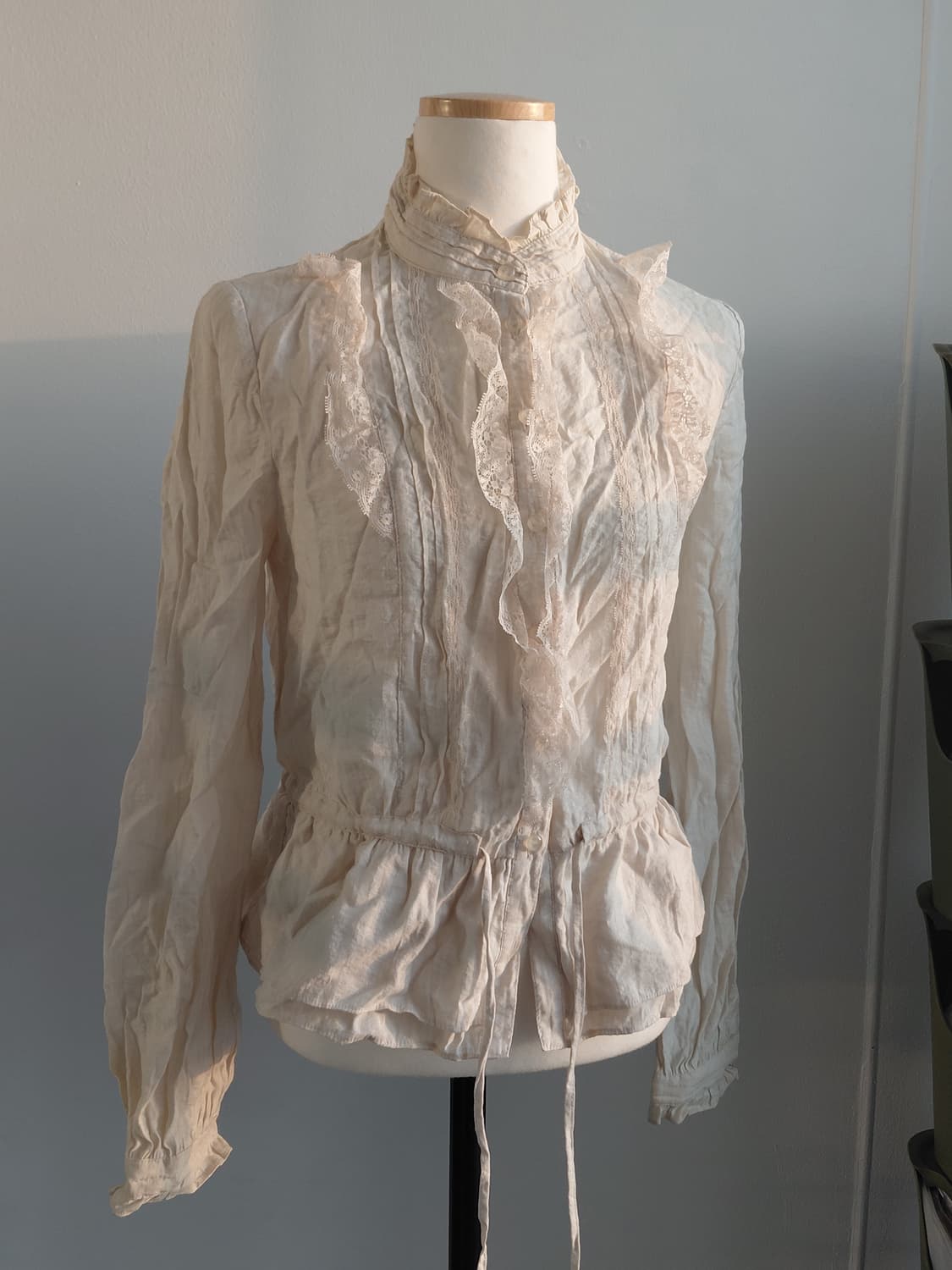 [빈티지] 레이스 핀턱 블라우스 아이보리 상품이미지1