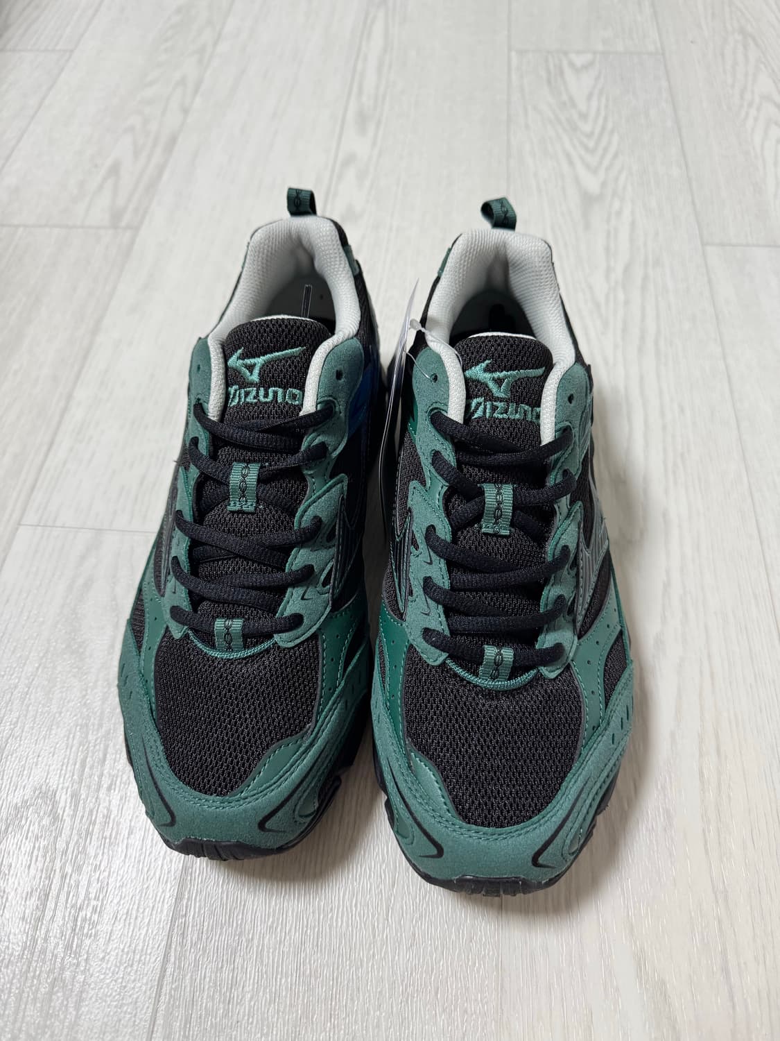 미즈노 MXR - 비스트로 그린:블랙 스니커즈 D1GA246752  상품이미지3