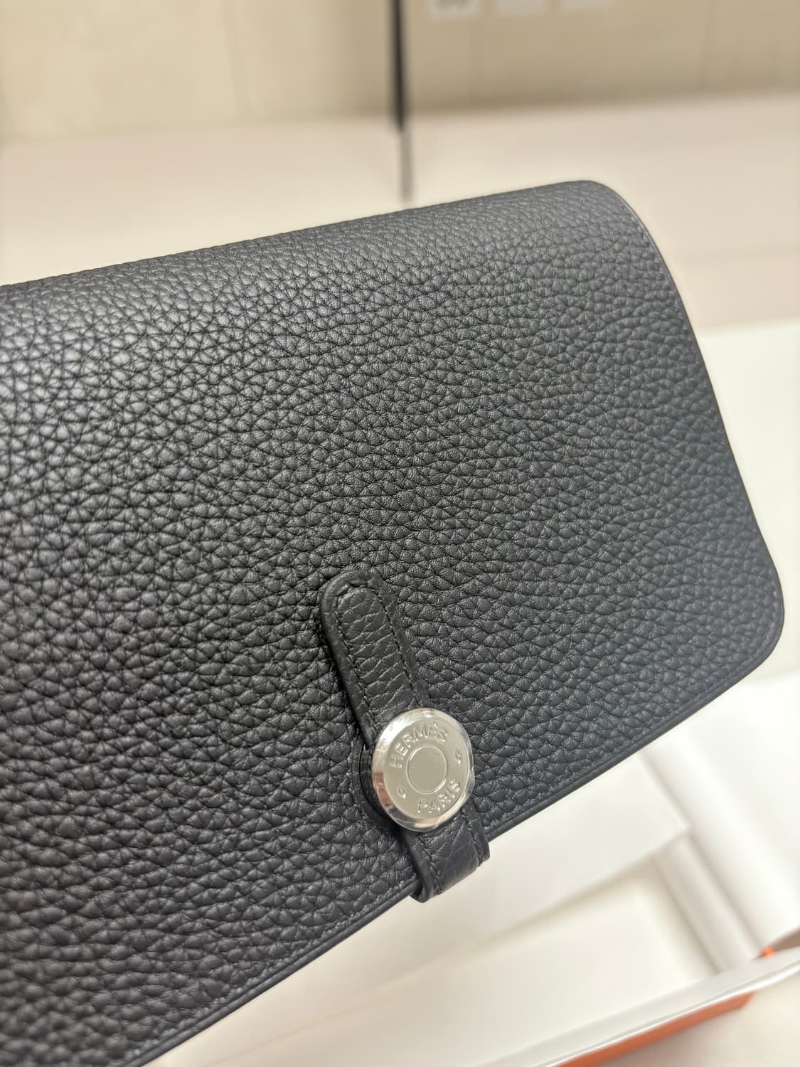 새상품 에르메스 도곤 장지갑 블랙 상품이미지3