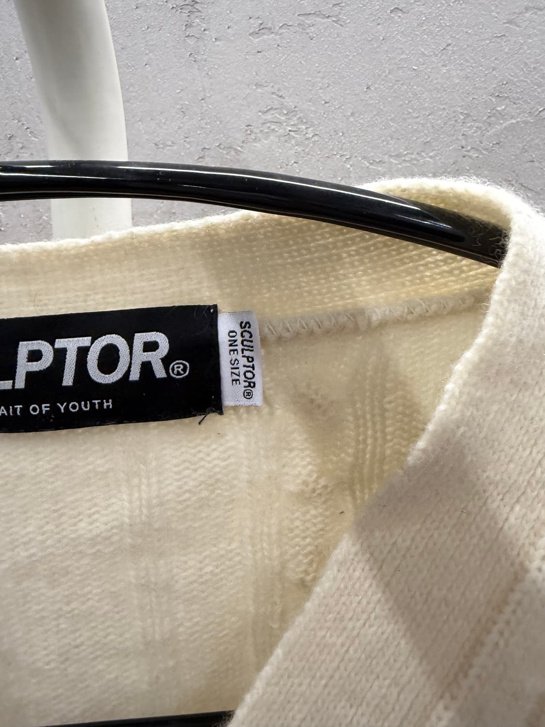 Sculptor 케이블 니트 크롭 가디건 아이보리 상품이미지4