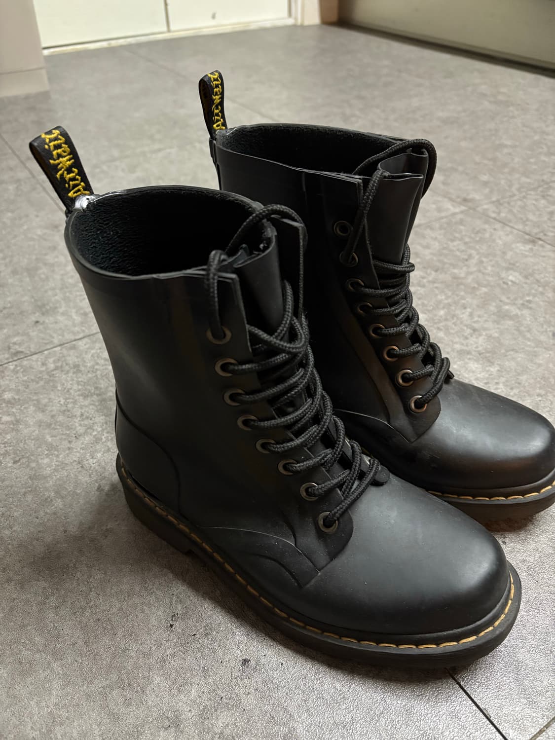 닥터마틴 레인부츠 상품이미지1