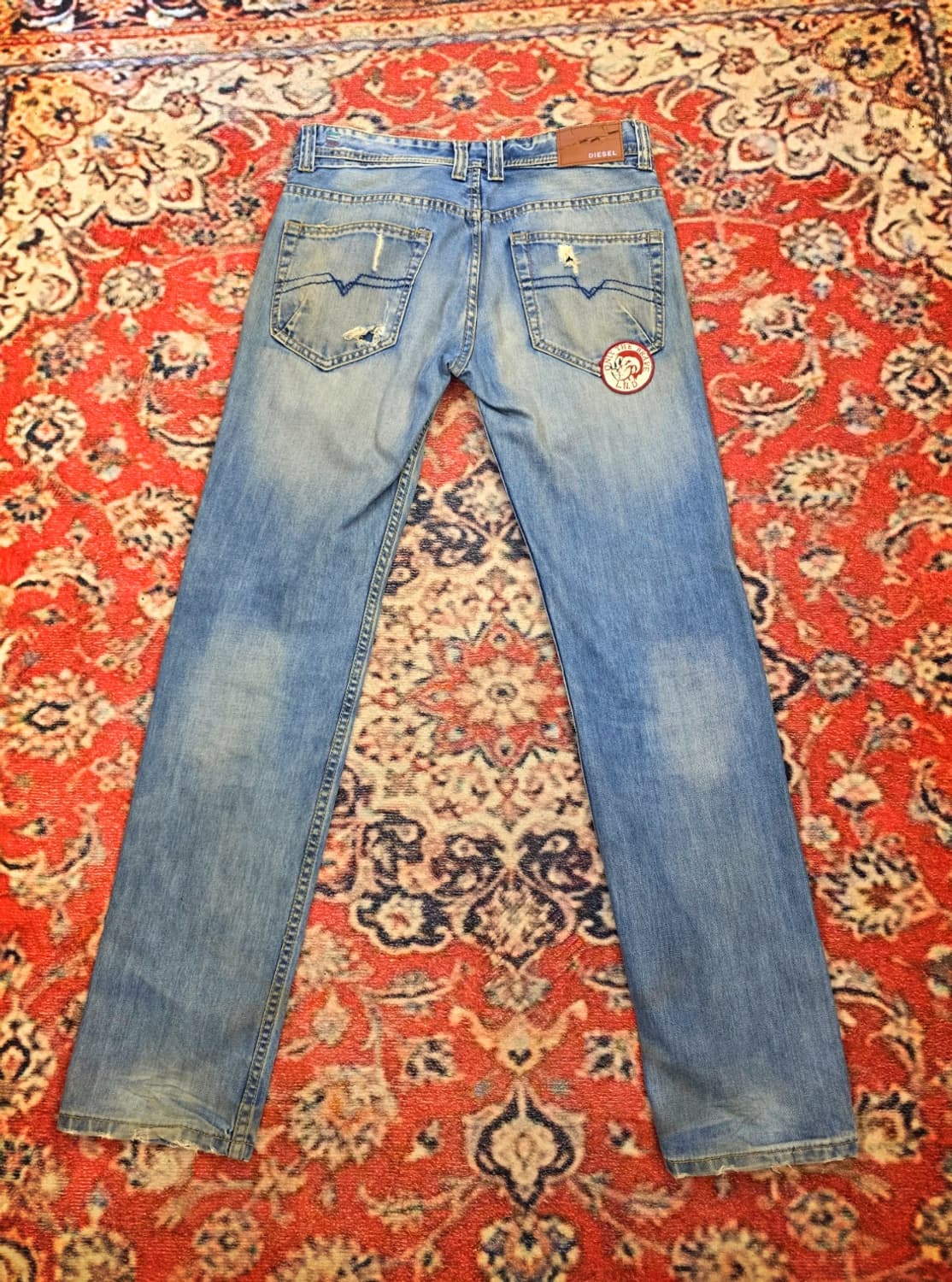 디젤(Diesel) 빈티지 패치 디테일 데님 팬츠 상품이미지2