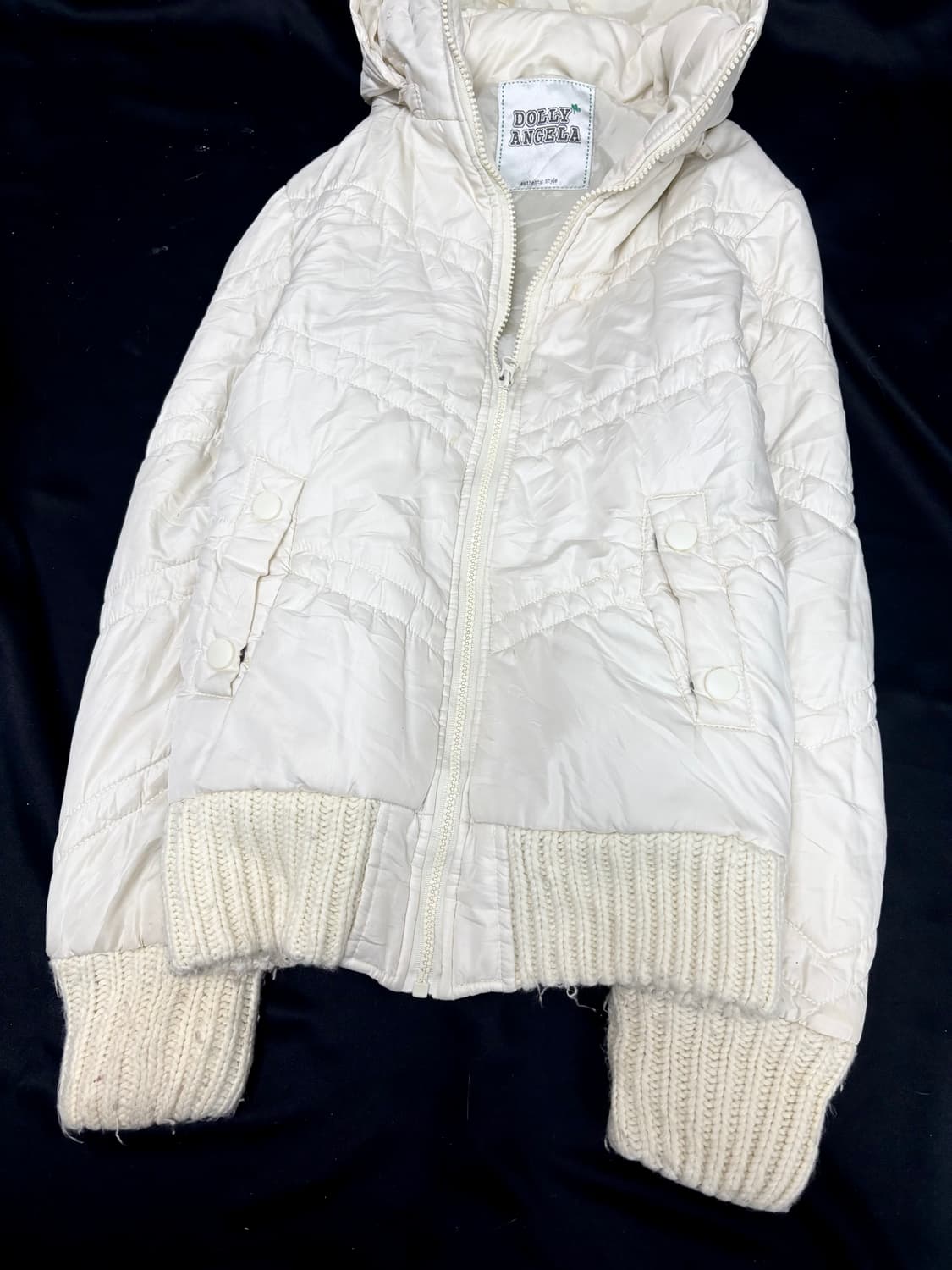 [Y2K]DOLLY ANGELA 화이트 컬러 아이보리 시보리 디테일 흐디 상품이미지3