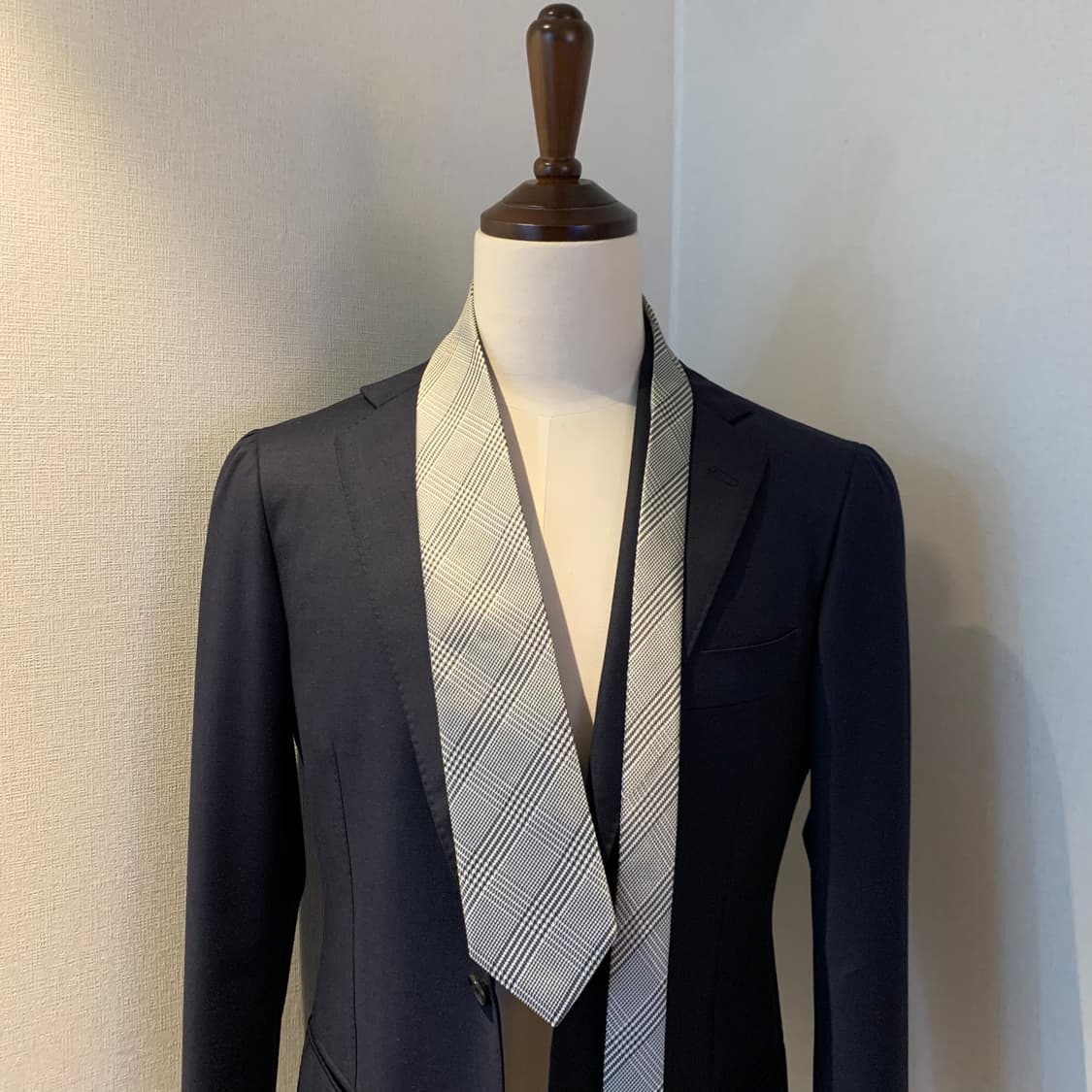 버버리(BURBERRY) 노바체크 명품넥타이 블랙라벨 최상급 A+등급 상품이미지1