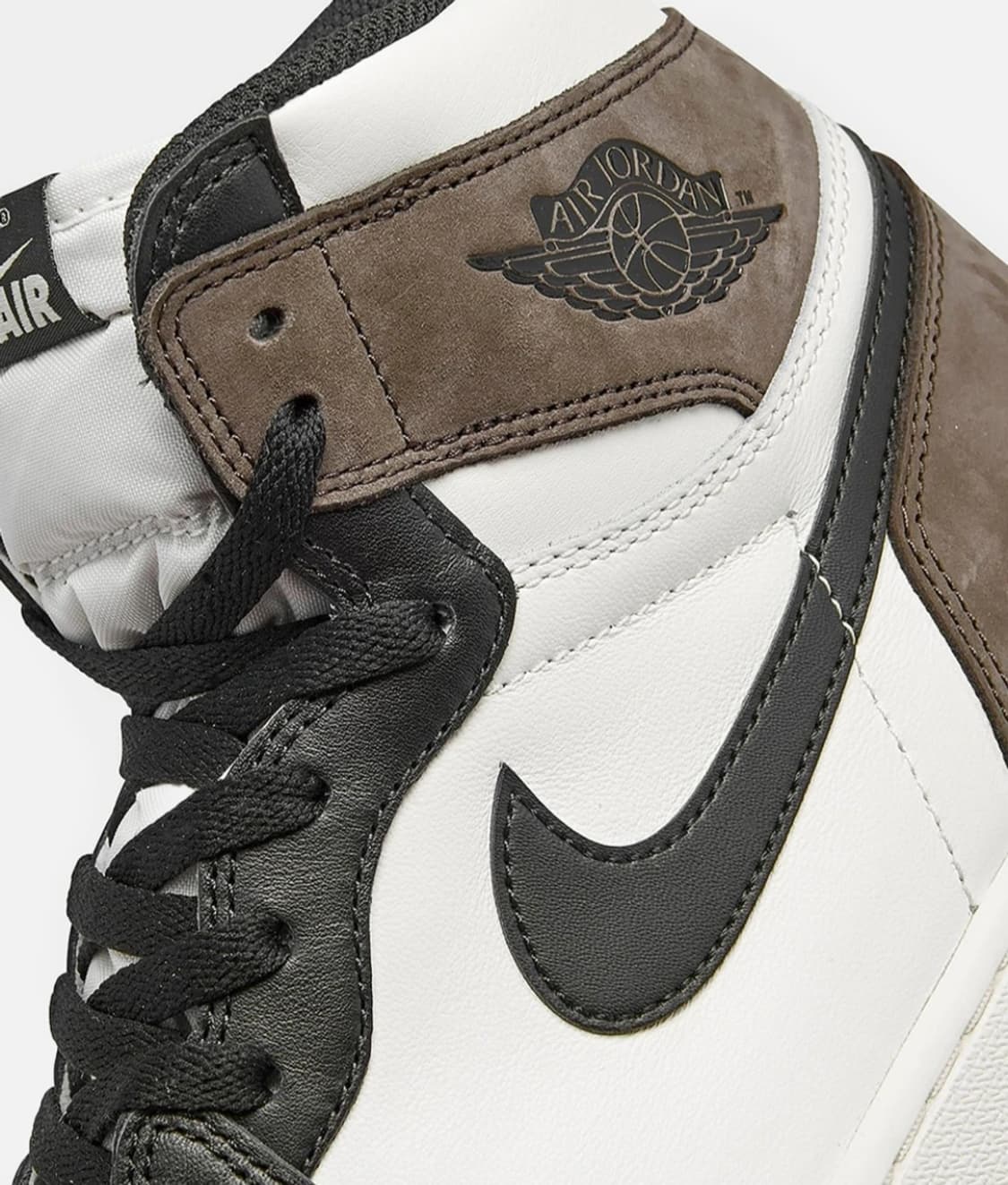 [240]조던1 하이 OG 다크모카 상품이미지4