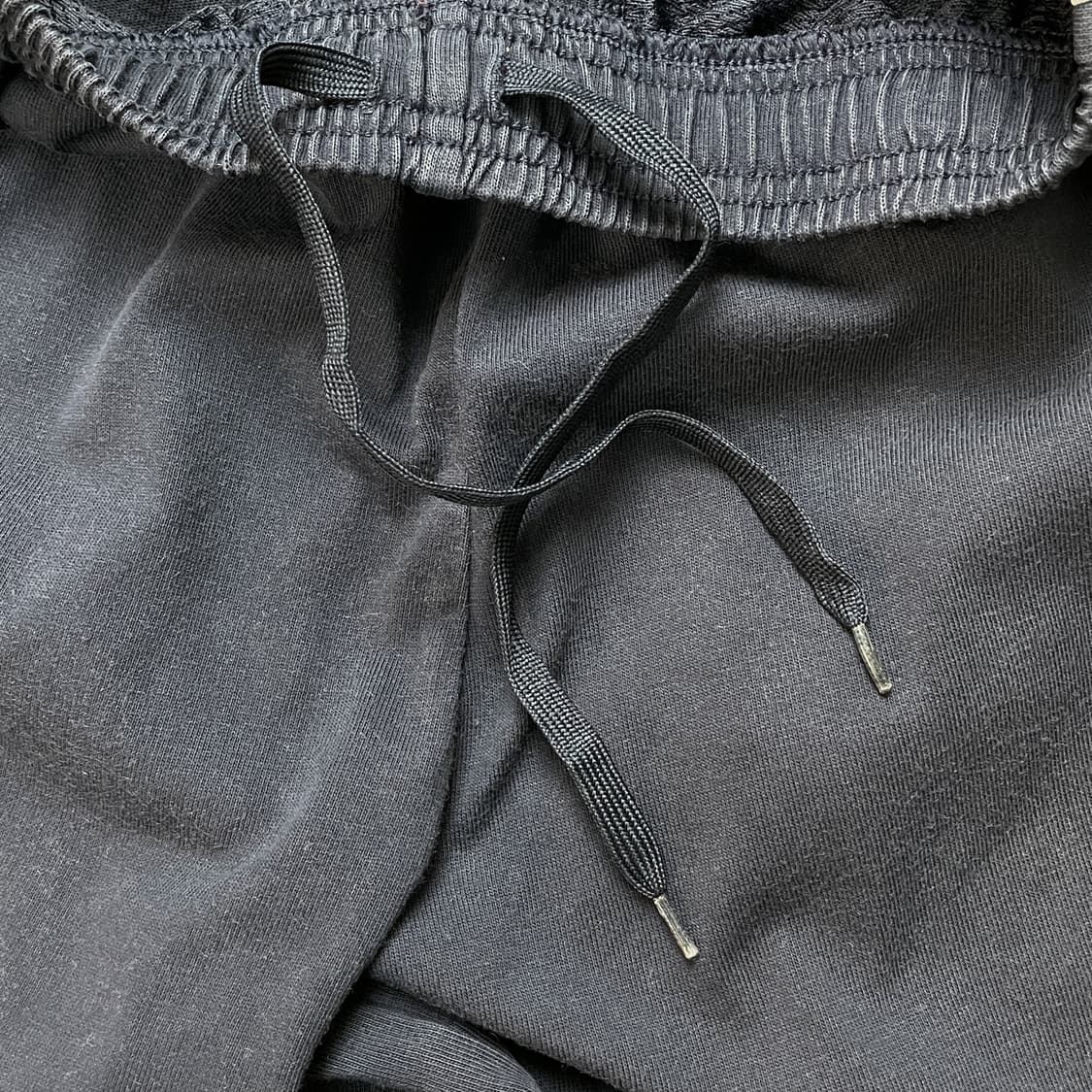 ADIDAS 아디다스 네이비 밴딩 스웨트 하프팬츠 A01205 상품이미지8