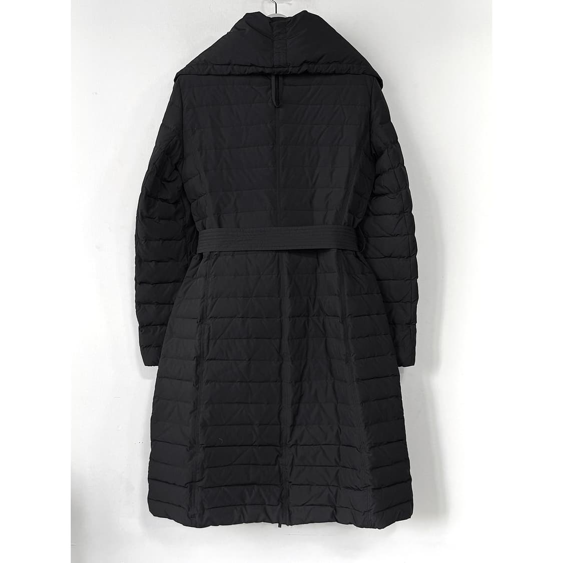 알마니 꼴레지오니 벨티드 다운 패딩 상품이미지7