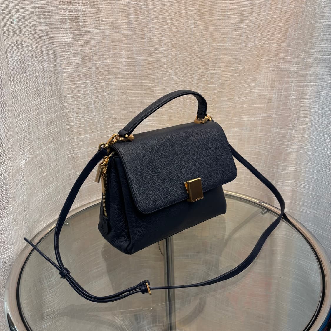 정품 쿠론 소가죽 사첼백     상품이미지3