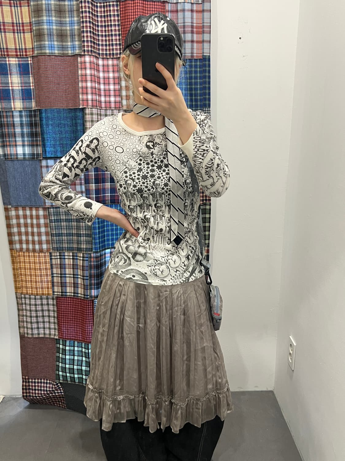 히스테릭 글래머 프린틴 롱슬리브 상품이미지1