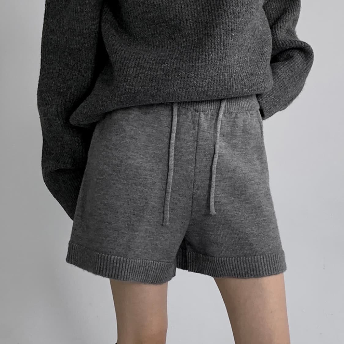 매니크 울 니트 반바지 블랙 상품이미지2