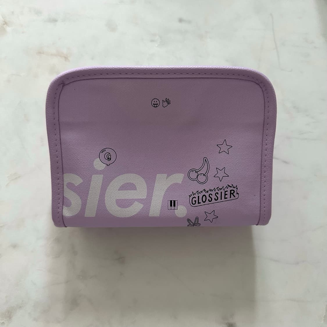 Glossier 글로시에 × 올리비아 로드리고 한정판 메이크업 파우치 상품이미지3