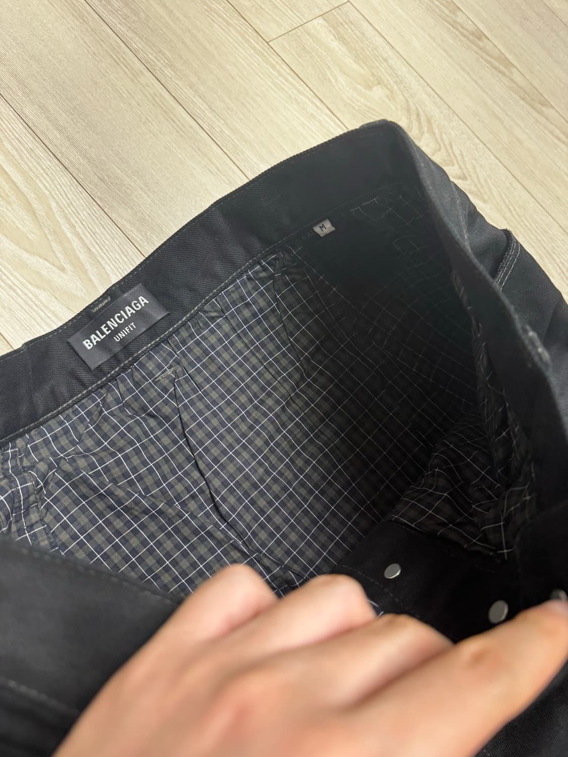 발렌시아가 디스트레스 페이크 박서 데님 배기 진 상품이미지10