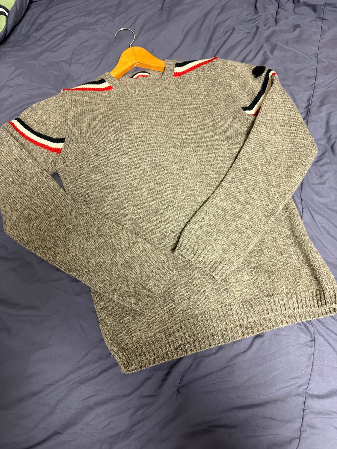 몽클레르 스웨터 니트 상품이미지1