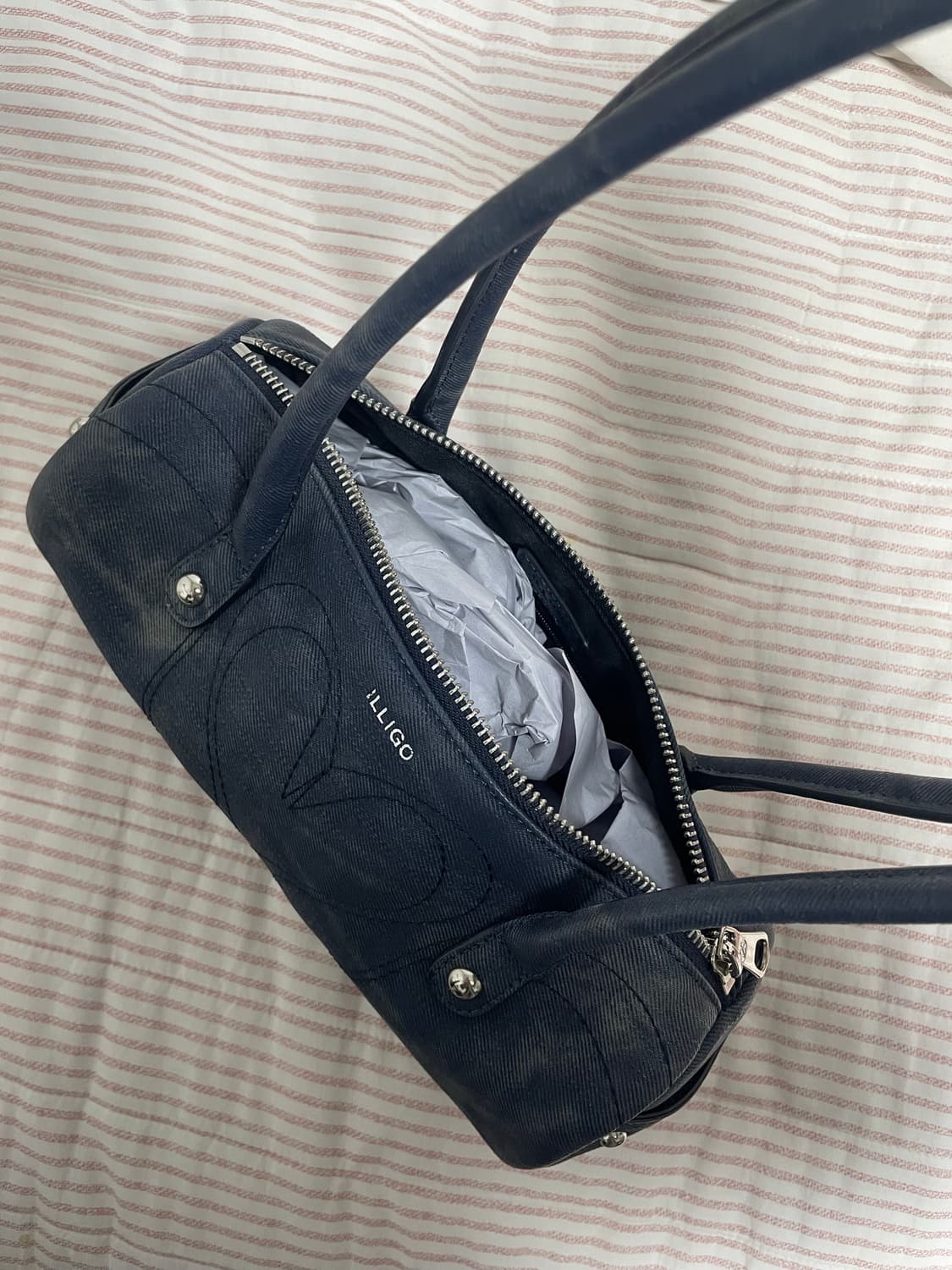 일리고 러브 스티치 숄더 백 상품이미지4