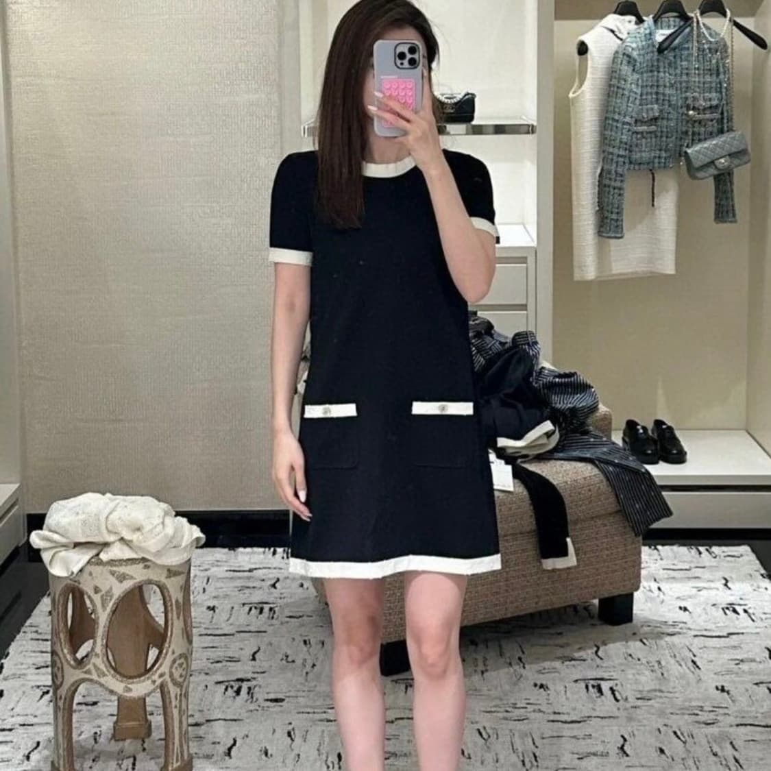 [S+급/36] 샤넬 CC로고 여성 반팔 원피스 블랙 상품이미지8