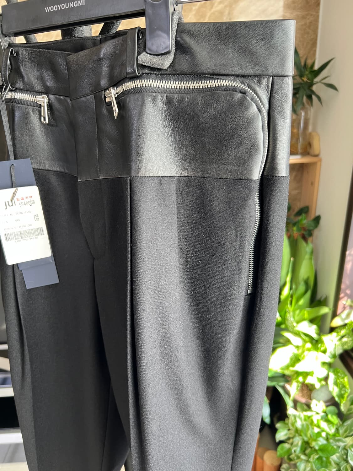 준지 16FW 리얼양가죽 배색 지퍼 디테일 팬츠 (블랙) 46사이즈 상품이미지4