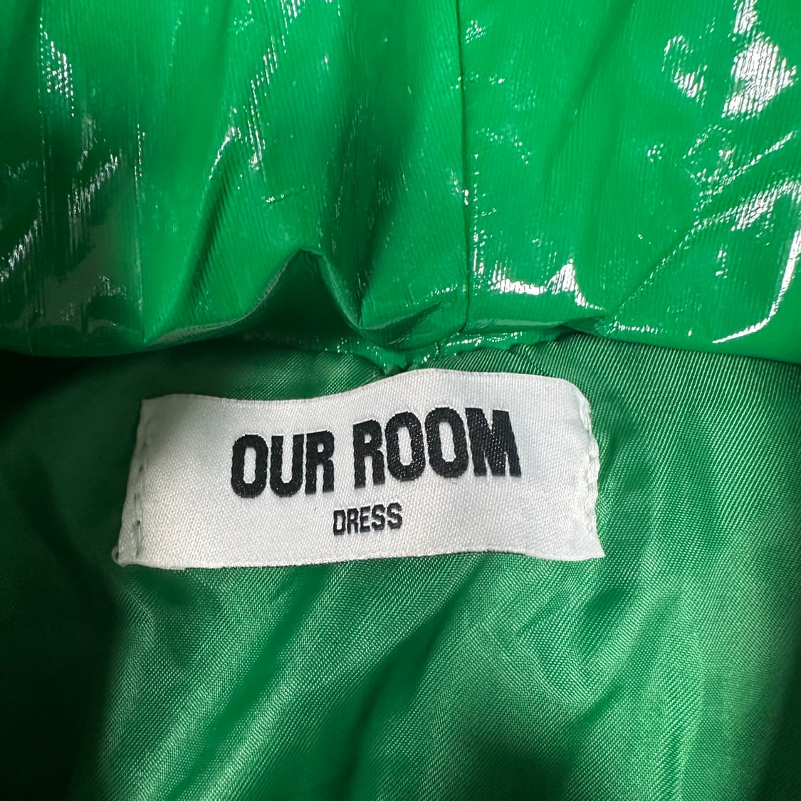 ✨ (바배) 스트릿 에나멜 유광 후드 패딩  상품이미지3