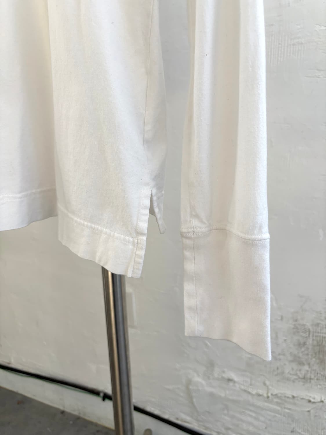 Vivienne Westwood 비비안웨스트우드 로고 화이트 슬리브 상품이미지2