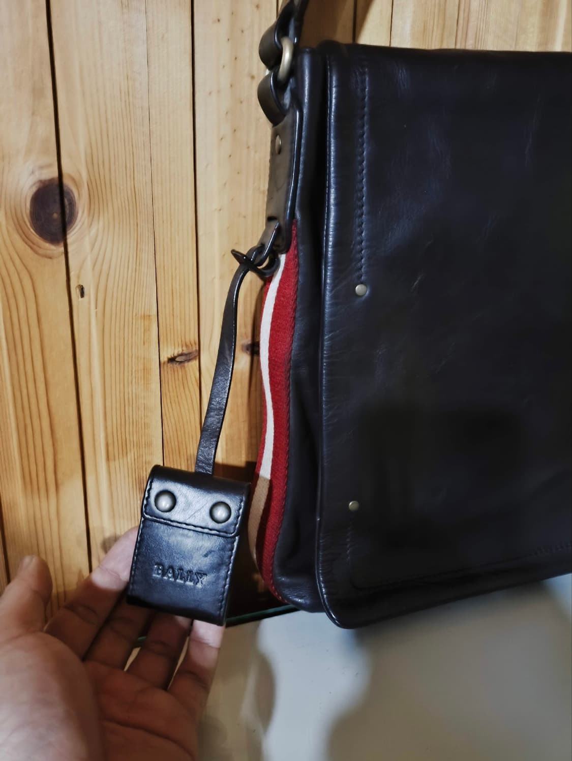 발리 가죽 크로스백 상품이미지2