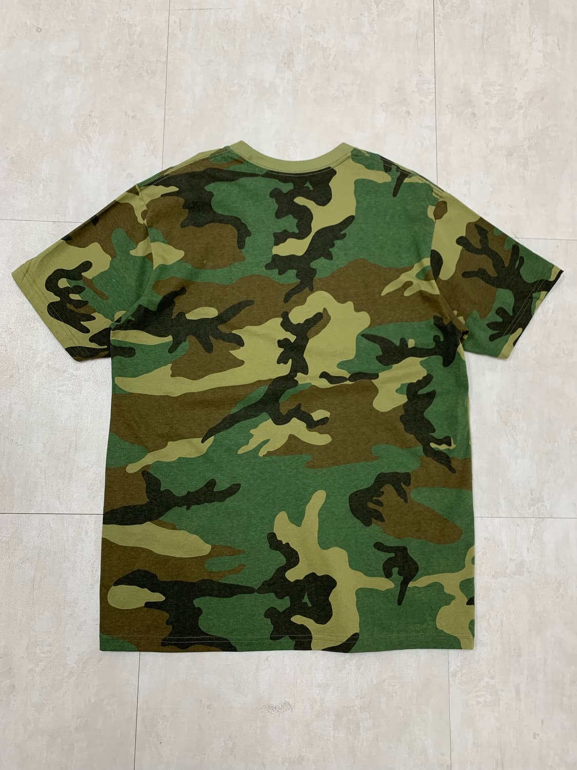 슈프림 girl tee camo FW25 #587 상품이미지5
