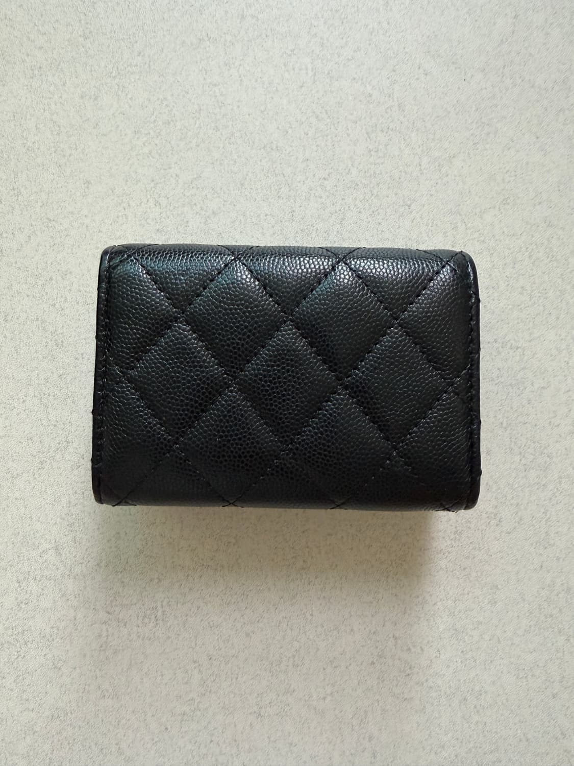 샤넬 캐비어 스몰플랩 반지갑 상품이미지3