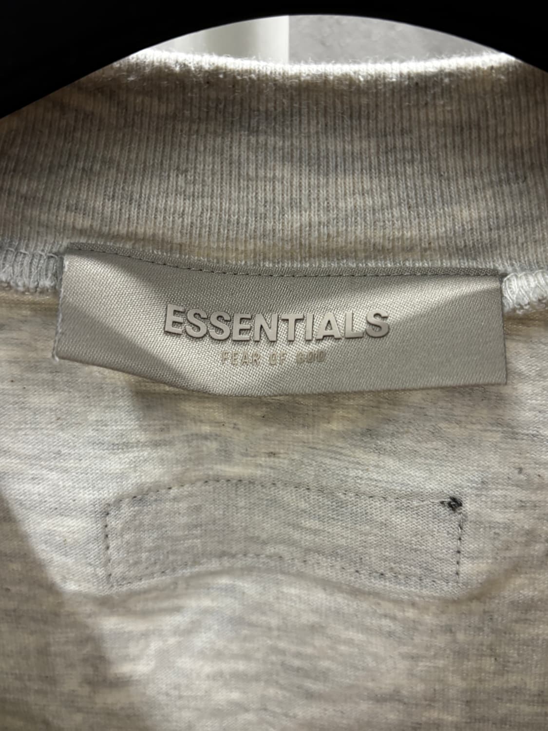 에센셜 Fear Of God 반팔티 그레이 L 상품이미지4