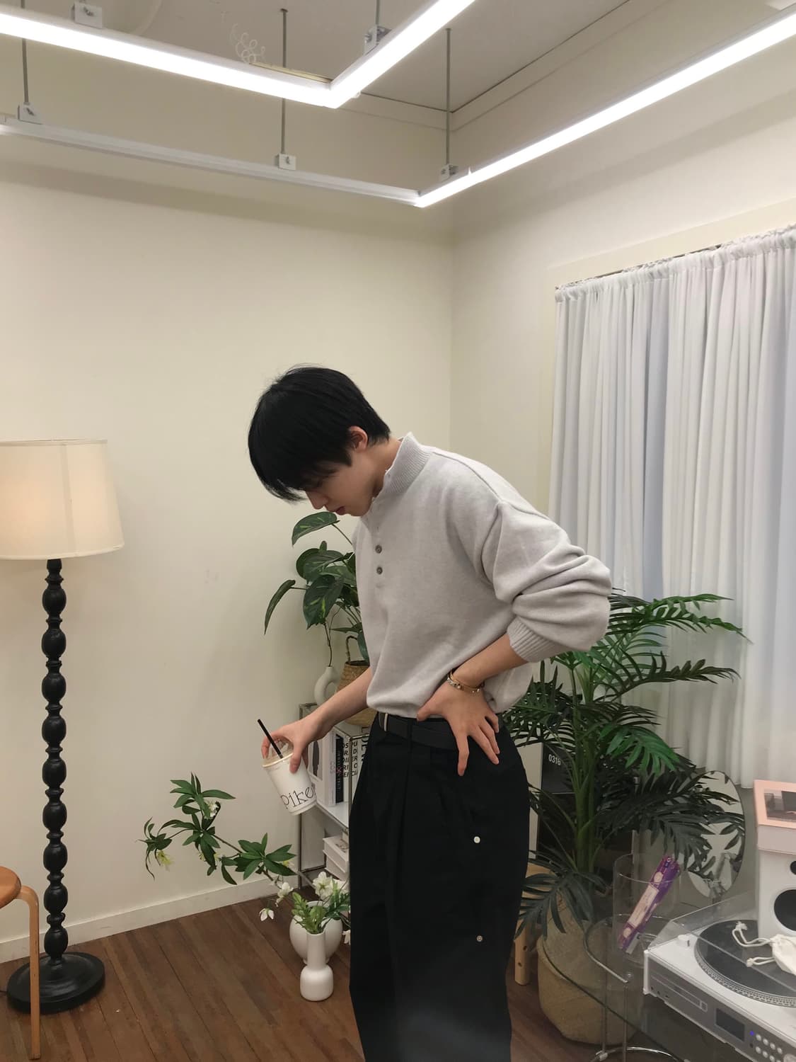 남자 반집업 니트 (버튼) 상품이미지1