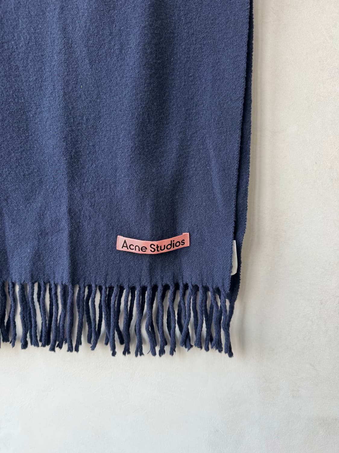 아크네 스투디오 목도리 상품이미지1