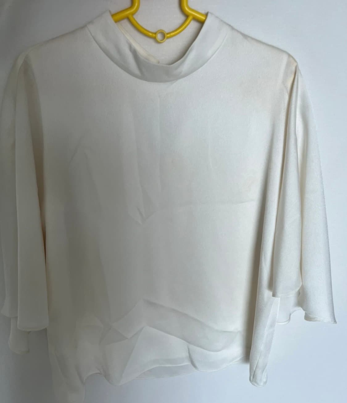 레티첼라 실크 날개 블라우스 아이보리  상품이미지1