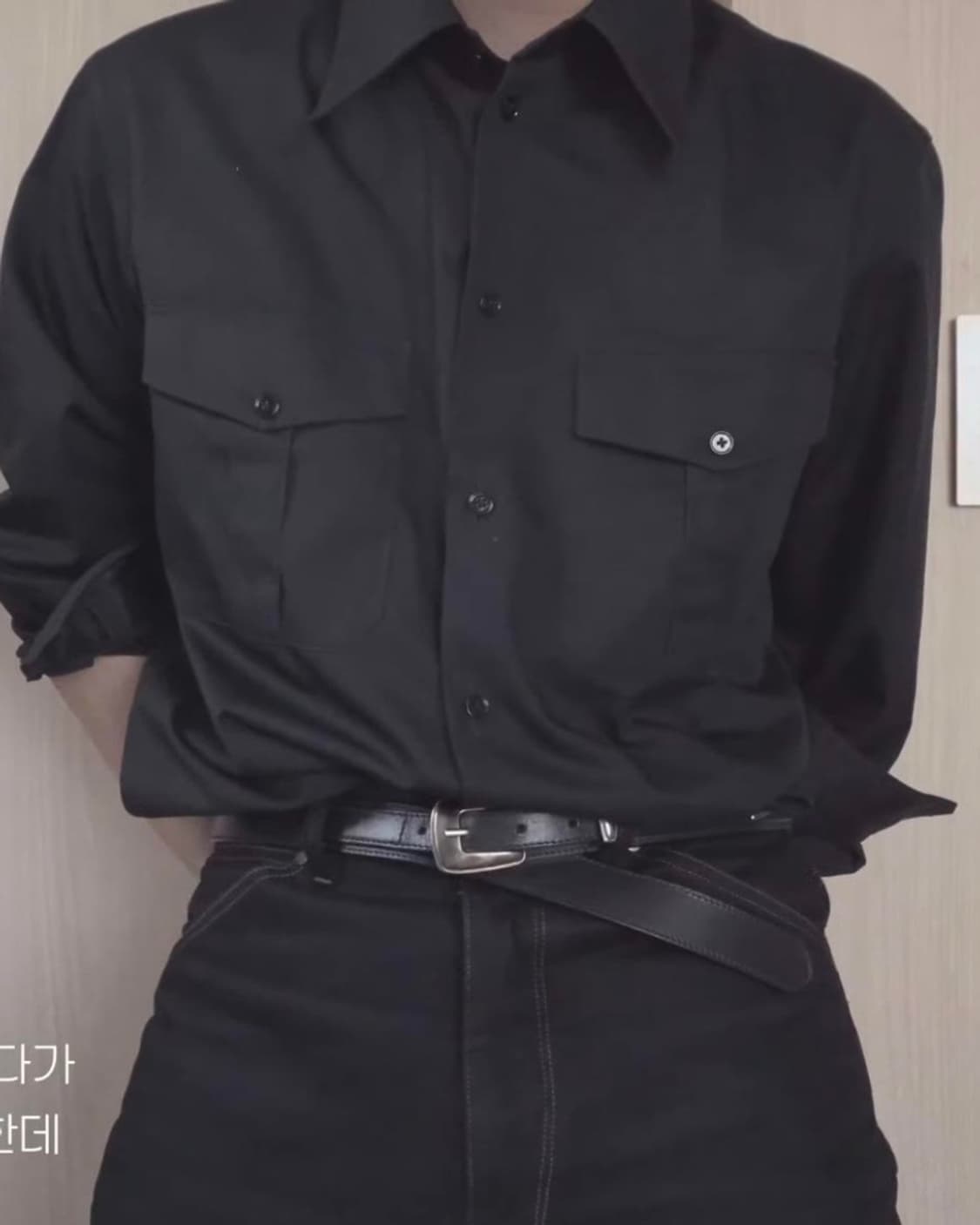 [48] 21FW 르메르 오피서 셔츠 블랙 상품이미지1