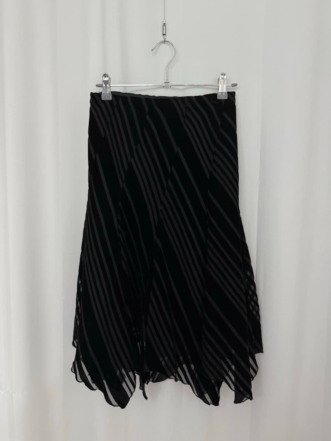 Stripe velvet skirt 상품이미지1