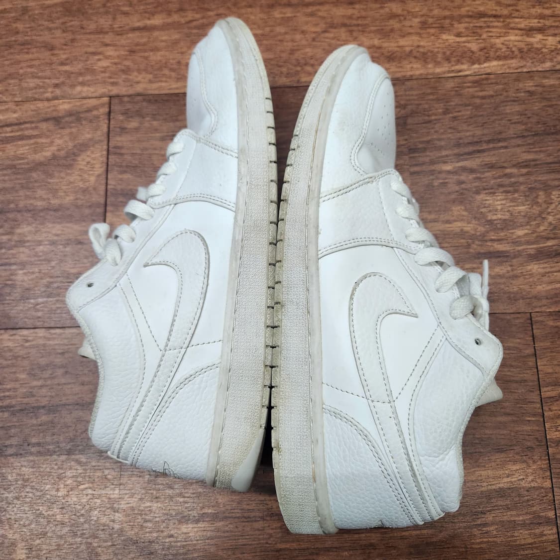 나이키 에어 조던1 로우 운동화 US9.5(275) 상품이미지4