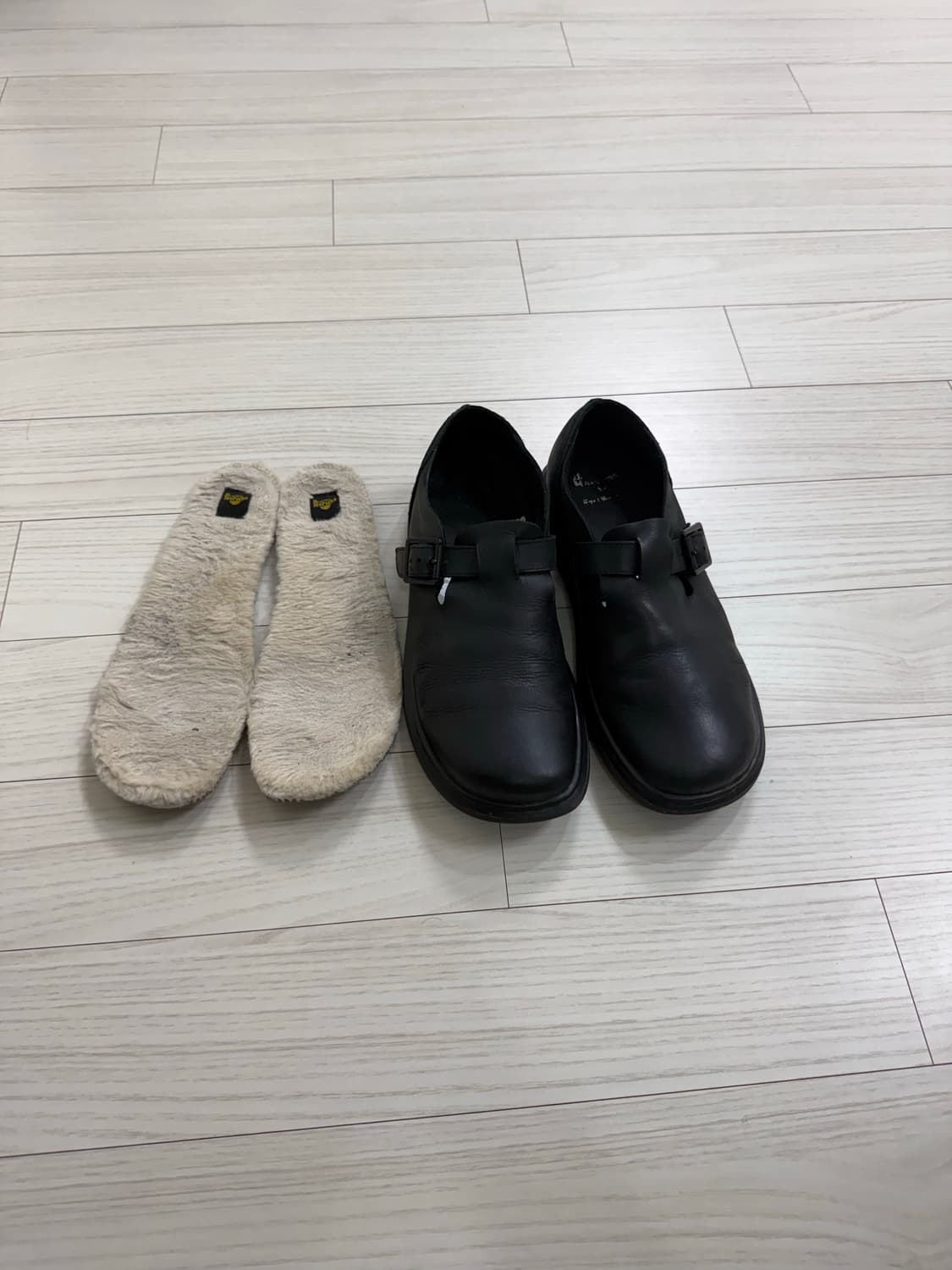 닥터마틴 페트리샤 250 상품이미지1