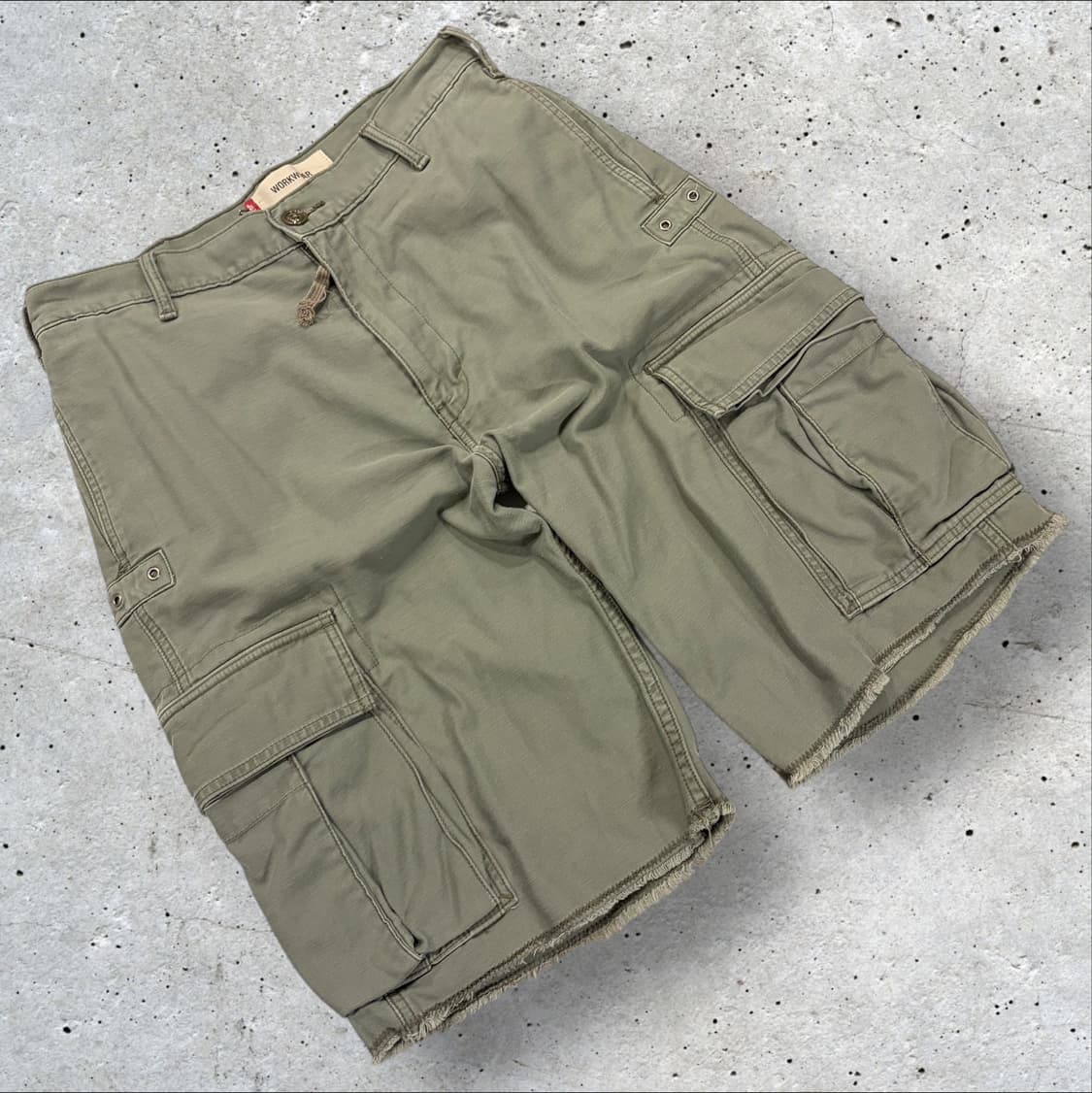 [32] 리바이스 WORKWEAR 카고 반바지 올리브 B414 상품이미지1