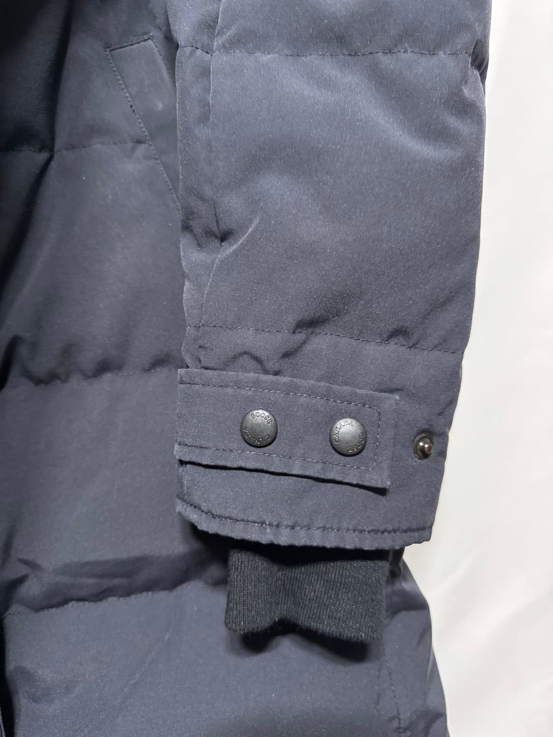 M 캐나다구스 쉘번 블랙라벨 패딩 상품이미지3