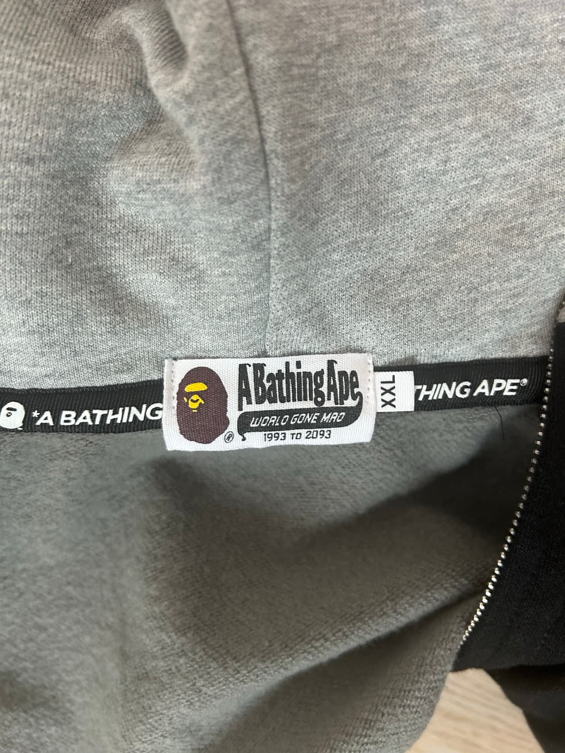 베이프 샤크 후드집업 상품이미지6