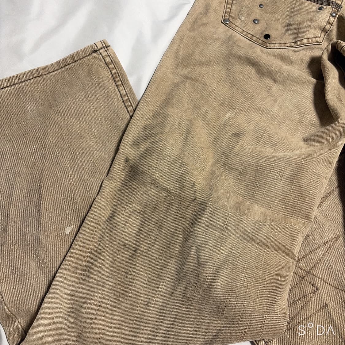 Armani Exchange 아르마니 베이지 부츠컷 워싱 데님팬츠 상품이미지4