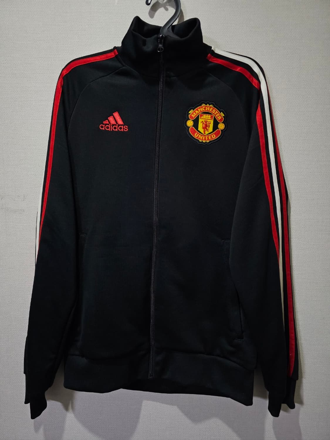 아디다스 맨유 검빨 트랙탑 져지집업 85~90 / XS~S 상품이미지1